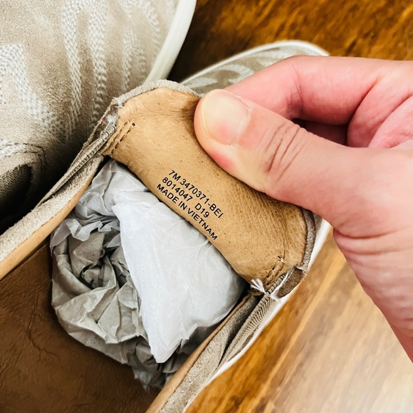 FRYE Ivy primrose slip on (size 7) - Picture 3 of 7